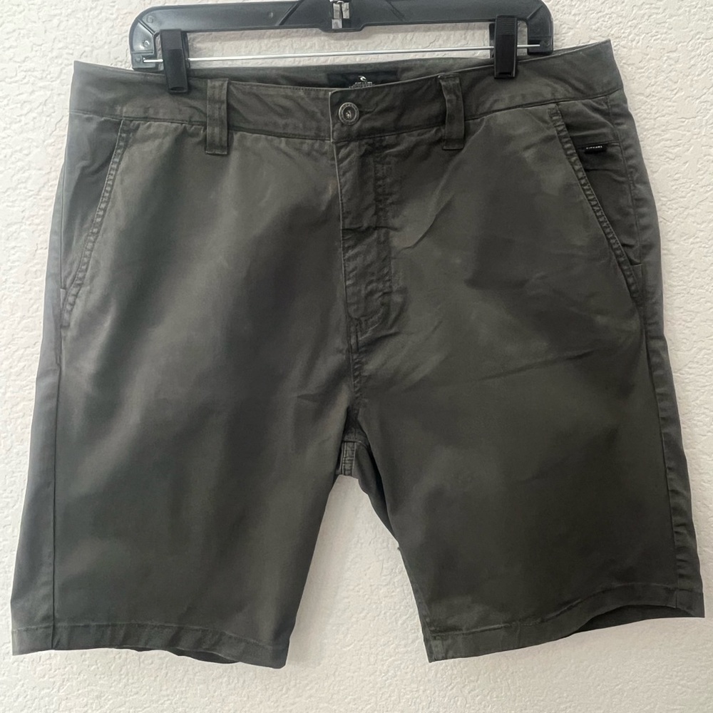RIP CURL Men’s Savage Walkshorts Size 34